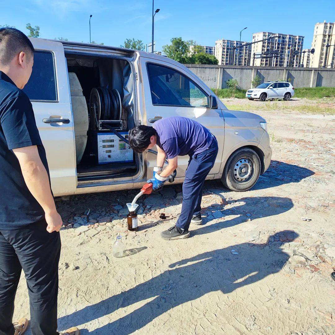 皇冠信用盘去哪里弄
_浙江杭州市萧山区：长期非法倒卖柴油 违规设置加油装置