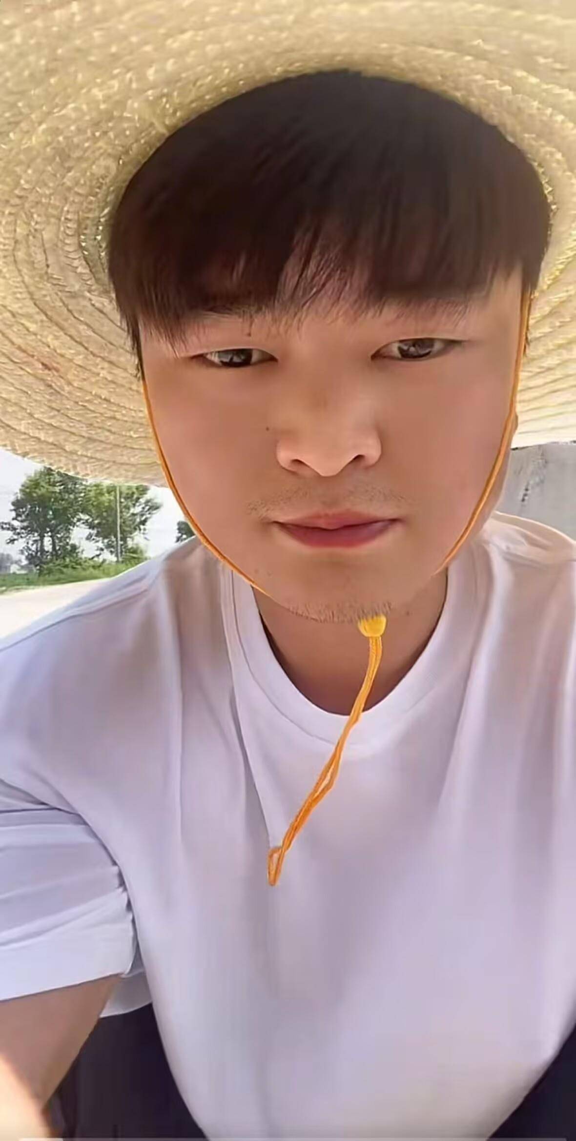 皇冠信用盘口出租
_安徽30岁小伙在河中救起一家三口皇冠信用盘口出租
，自己却体力不支牺牲，亲友：朋友劝阻时他说“我得下去救人”