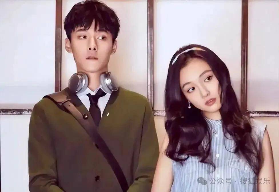 皇冠信用开号
_离婚三年又被拍到亲密逛超市皇冠信用开号
,他俩这是纯带娃还是真复合了?