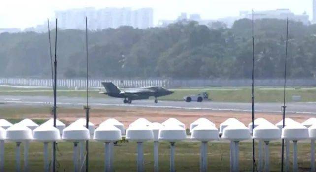 五大联赛什么时候回归 _“威尔士亲王”号一路丢盔弃甲“还魂”日本五大联赛什么时候回归 ,英军F-35又露馅!