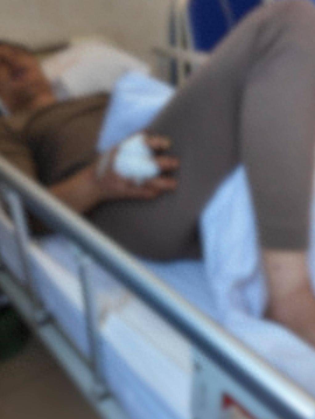 皇冠信用網开户_重庆一男子上山采菌后遇熊袭击皇冠信用網开户，幸亏穿了雨靴！20余名村民连夜救援