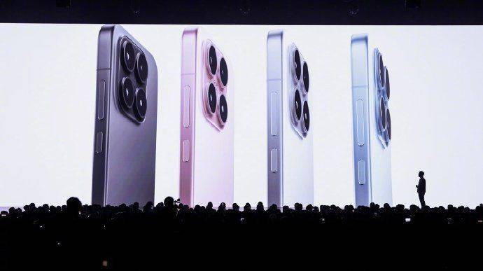 皇冠足球管理平台出租_雷军：7000mAh的小米17 立项时大家都非常惊讶