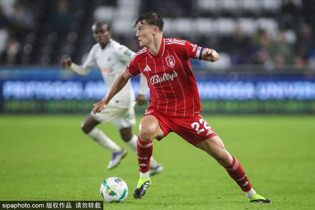 皇冠信用网会员_曼城7500万镑争夺新星安德森皇冠信用网会员！瓜帅为何如此青睐？