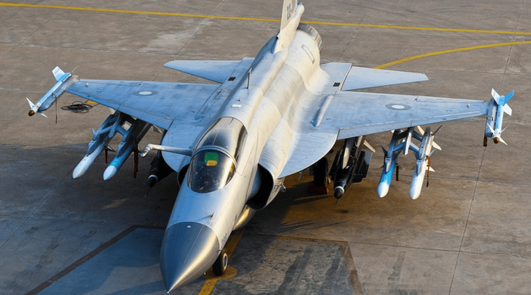 皇冠皇冠足球平台_再次闪耀！多架“枭龙”正式交付阿塞拜疆皇冠皇冠足球平台，42亿美元大单落地了？