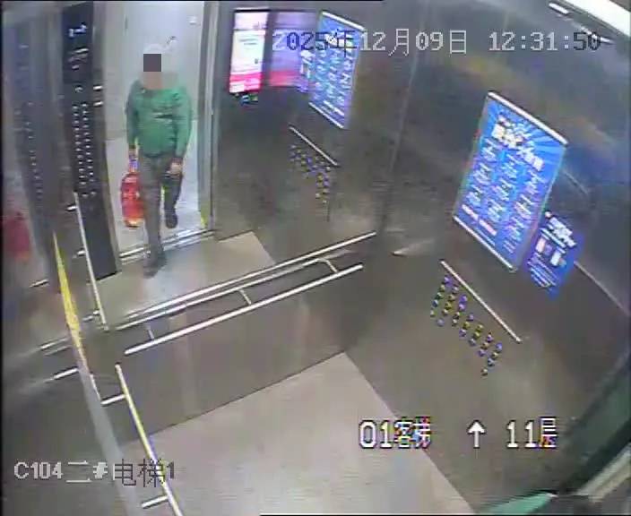 皇冠手机网址_上海警方：多名来沪人员窜至居民小区皇冠手机网址，已被抓获！家门口出现这种袋子，千万小心→