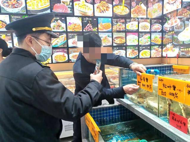 皇冠电话_闵行夜查皇冠电话！上海禁令下仍有商家自制售卖生腌